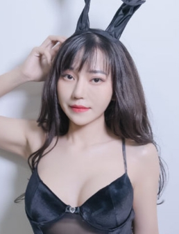 安娜(Anna)个人资料照片